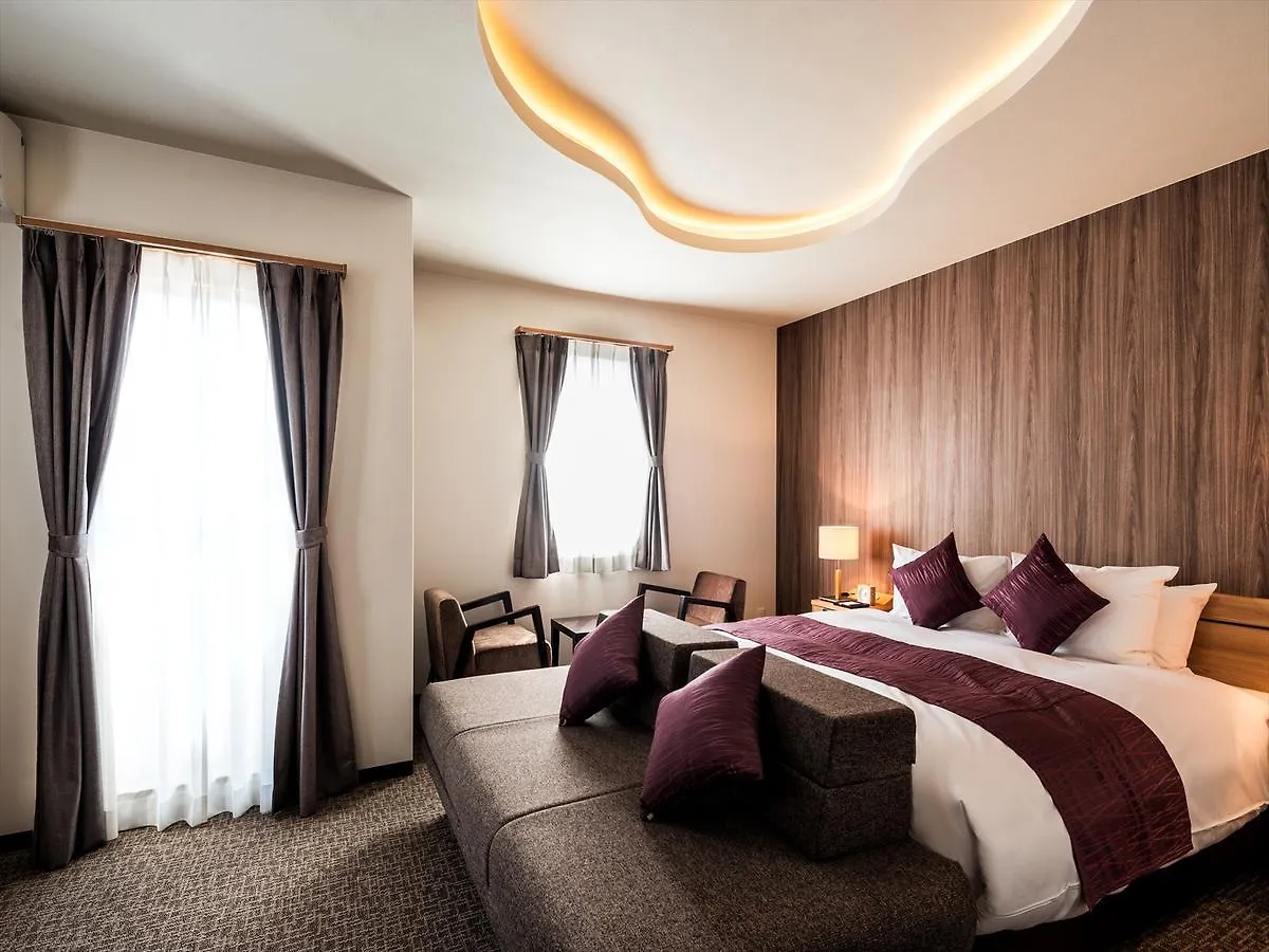 Kyoto Karasuma Oike Hotel Grandereverie location