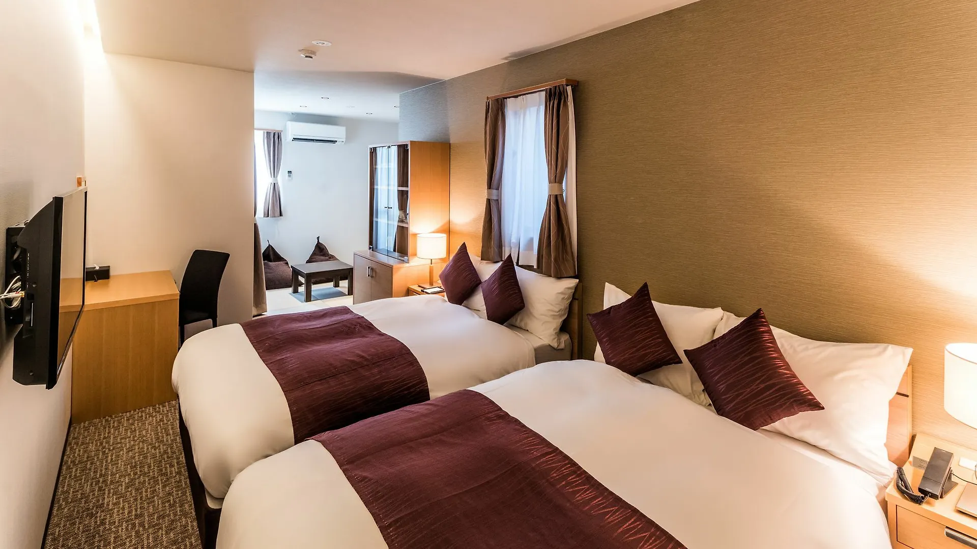 Kyoto Karasuma Oike Hotel Grandereverie